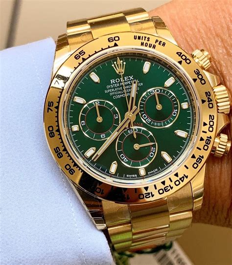 rolex daytona grün gold|Rolex gold daytona for sale.